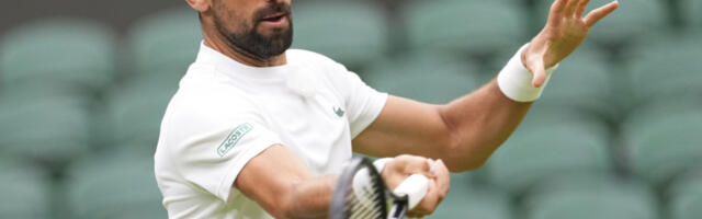 NOVAKOV PRIJATELJ ŠOKIRAO SVE! Evo šta želi da se PROMENI pred Vimbldon!