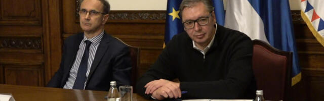 VUČIĆ NA HITNOM SASTANKU SA ČLANOVIMA ENERGETSKOG TIMA