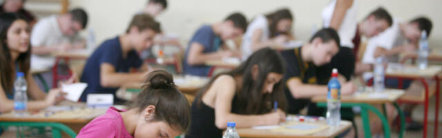 Počinje polaganje male mature: Detaljna procedura i spisak svih važnih datuma za maturante, bez ovog ne dolazite!