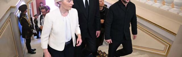 "MEĐUSOBNO SMO IZRAZILI ZAHVALNOST" Vučić otkrio o čemu je pričao sa Zelenskim i drugim liderima na Samitu u Ukrajini