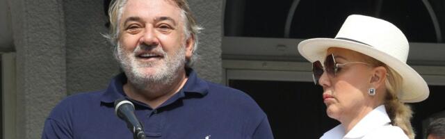 Ljudi u neverici! Slavlje u domu Lepe Brene i Bobe Živojinovića - Čestitke samo pristižu