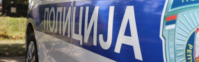 Osmoro ljudi povređeno u sudaru autobusa i kombija u Nišu