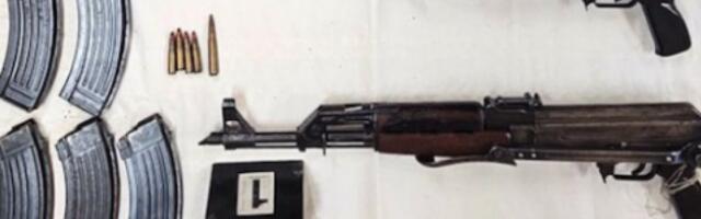 IMAO JE 7 PUŠAKA, PIŠTOLJ, OKVIRE I 1097 KOMADA MUNICIJE Oglasilo se VJT u Pančevu