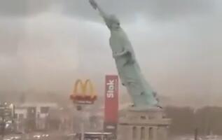 STATUA VISOKA 34 METRA SRUŠILA SE KAO KULA OD KARATA: Neverovatan snimak iz Brazila, replika Kipa slobode pala "nagalavačke"! (VIDEO)