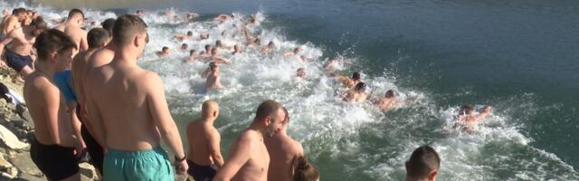 Eparhija poslala hitno upozorenje: Ne možemo da preuzmemo odgovornost za plivanje za Časni krst na Gazivodama