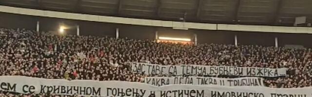 Delije isprozivale Grobare transparentom na 178. večitom derbiju: "Zastave sa Temua, bubnjevi iz ŽRK-a..."