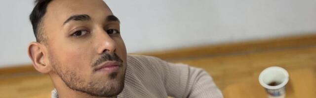 "Kažu da sam neobrazovani crni Cigan..." Bivši učesnik Zadruge uz knjigu s fakulteta odgovorio na prozivke