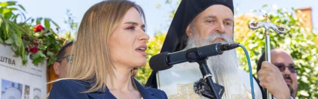"Kultura pamćenja je najbolji štit jednog društva": Đurđević Stamenkovski na slavi Svetih surduličkih mučenika (FOTO)