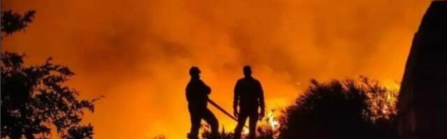 "Gori Jaz": Veliki požar u Crnoj Gori, vatra se brzo razbuktala