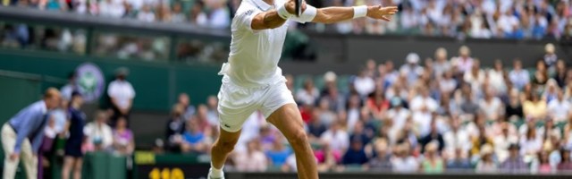 Đoković gazi, Mađar je usputna stanica do zvezdanih visina