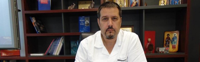 Ljudi se sa letovanja vraćaju zaraženi: Dr Janković kaže da nam neće biti dobro u septembru od korone