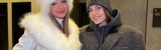 Breskvica kao "snežna kraljica" na Zlatiboru: Džejla Ramović je sačekala pred nastup, kao dve "boginje"