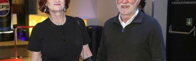 Sedeli četiri reda jedno iza drugog: Lazar i Danica Ristovski prvi put u javnosti nakon razvoda