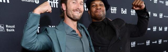 Glumci pali kroz prozor direktno na beton: Hitno prevezeni u bolnicu