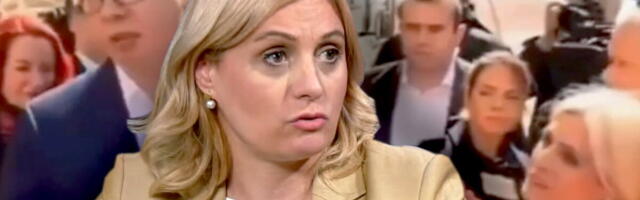 NEKADA APLAUDIRALA VUČIĆU, SADA DRŽI GOVORE PLENUMAŠIMA! Potpuni haos posle debakla u Kraljevu, opšti rat među blokaderima - "Vladaj bre, 200 GODINA" (VIDEO)