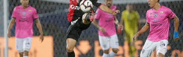 San Lorenco ponovo ostavio kosti na Groblju slonova (VIDEO)