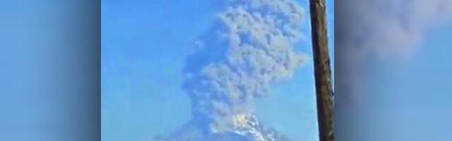 APOKALIPTIČNI PRIZOR NA KAMČATKI, ŠIVELUČ PONOVO ERUPTIRAO! Eksplozija izbacila pepeo JEDANAEST  I PO KILOMETARA U VISINU, aktiviran CRVENI alarm (VIDEO)