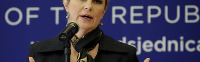 "GODINAMA ĆUTIM, NE MOGU VIŠE! SADA JE DOSTA": Iznenada se oglasila Kolinda! Bivša predsednica Hrvatske otkrila ŠTA JU JE POVREDILO