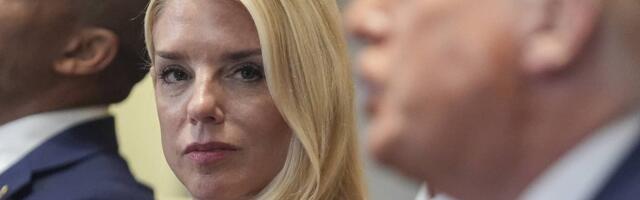 Tramp smenio „lojalnu prijateljicu“ Pam Bondi, za v.d. državnog tužioca postavio Toda Blanša