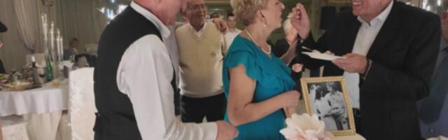 Priča koja topi i ledena srca: Nevenka i Zdravko proslaili 50 godina braka - O njima bruji ceo Niš (FOTO)