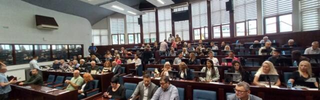 U Skupštini Čačka nova odbornička grupa u starom sastavu: Ne mogu nas oslabiti, ostajemo zajedno