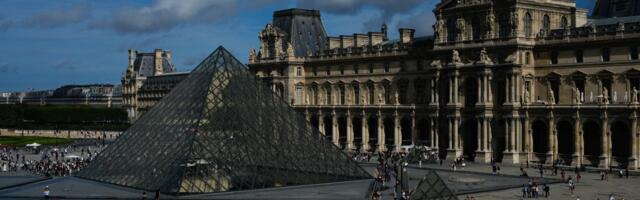 Luvr zatvoren usred štrajka, zaposleni traže bolje plate i uslove nakon spektakularne pljačke nakita