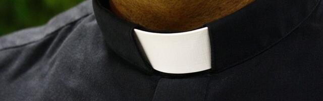 Sveštenik pokušao onlajn da proda vrata crkve iz 16. veka - javnost burno reagovala