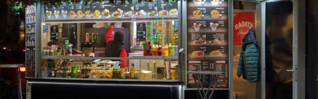 Čuvene bečke kobasice postaju veganske: Kraj duge tradicije ili početak nove ere ulične hrane