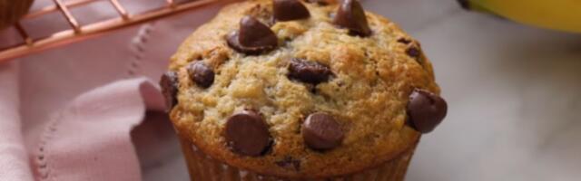 VIDEO: Mafini sa bananama i čokoladom - probajte da pojedete samo jedan