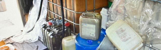 Kriminalna mreža u Aranđelovcu razotkrivena: 920 litara nelegalnog naftnog derivata kod 51-godišnje žene