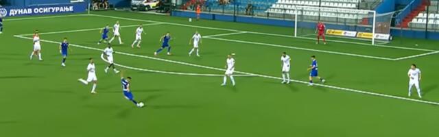 Nije ni počelo, a već imamo golčinu: Lučani preko klinca do vođstva, ali je majstorija Stojanovića spasila Radnik! /VIDEO/