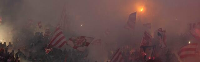 PESMA DELIJA ODJEKUJE KALEMEGDANOM! Evo kako su navijači Zvezde PROSLAVILI TITULU! (VIDEO)