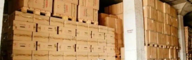 U AUTOMOBILU KRIO 266 BOKSOVA CIGARETA! Krivična prijava za muškarca zbog šverca