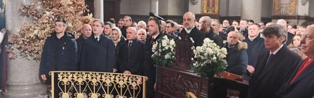 U Banjaluci svečani defile povodom Dana Republike Srpske: Liturgiju u Hramu Hrista Spasitelja služio patrijarh