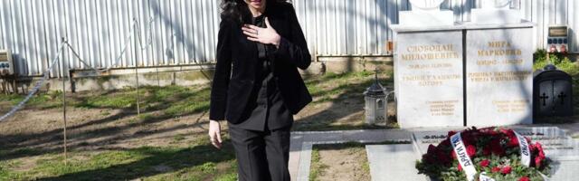 Kako je obeleženo 20 godina od smrti Slobodana Miloševića? (FOTO)