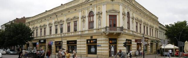 Saslušani studenti u Šapcu zbog sumnje da su bacali jaja na opštinu Bogatić