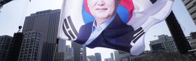 BIVŠI PREDSEDNIK JUŽNE KOREJE IDE NA ROBIJU! Osuđen je na 30 godina zatvora! "Pomagao je neprijatelju i zloupotrebio ovlašćenja" (FOTO)