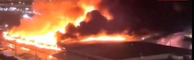 Uzbuna u Južnoj Koreji: Požar guta američku bazu (VIDEO)