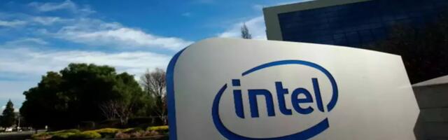 Intel je imenovao dva veterana industrije čipova u svoj odbor usred pretrage za izvršne direktore