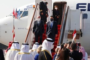 Обављен први комерцијални лет између Израела и Бахреина