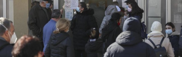 Zbog korone su mi lekari prepisali mirovanje, a onda me svaki treći dan terali da čekam po pet sati u redu