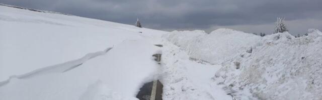 Dva dana trajala borba sa ogromnim snegom na Goliji: Put ka Novom Pazaru opet je prohodan