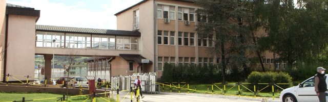 Smenjeno troje načelnika, potpisnika peticije protiv direktora bolnice u Pazaru