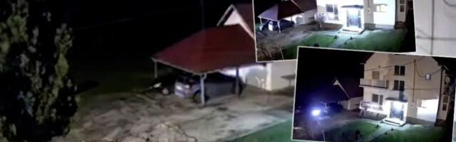 Pokušao da ispravi krivinu, pa uleteo u dvorište: Saobraćajna nezgoda kod Obrenovca (VIDEO)