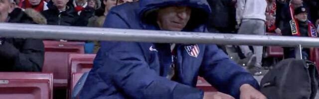 Nestvarna scena u Ligi šampiona: Navijač Atletiko Madrida pravio sendviče na tribini usred meča sa Totenhemom!