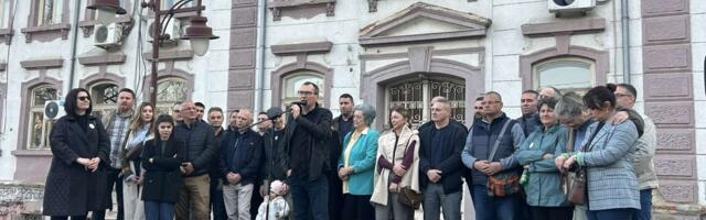 Profesorka iz Aranđelovca, kandidatkinja na studentskoj listi, dobila otkaz u Visokoj školi u Beogradu