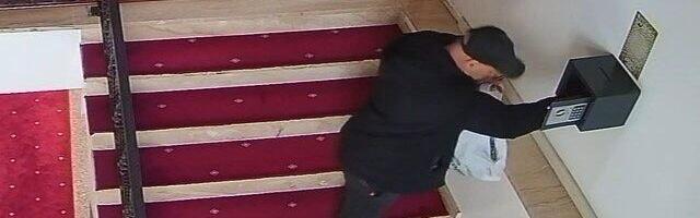 SERIJA PLJAČKI DŽAMIJA U SANDŽAKU! U roku od 24 časa obijena 3 verska objekta i ukraden novac iz dobrotvornih priloga (FOTO/VIDEO)