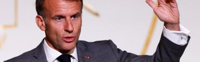 Макрон: „Стелантис” ће уложити милијарду евра у модернизацију фабрике у француском Милузу