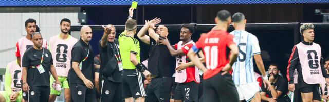 EGIPĆANI TRAŽE OD FIFA DA SE IZBACE SUDIJE SA MUNDIJALA: Leteksje morao da ugasi X nalog zbog pretnji