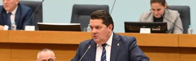 ''ZAHTEV SARAJEVA DELUJE SUMANUTO'' Stevandić: Interpol nema osnova da prihvati zahtev BiH da raspiše poternicu